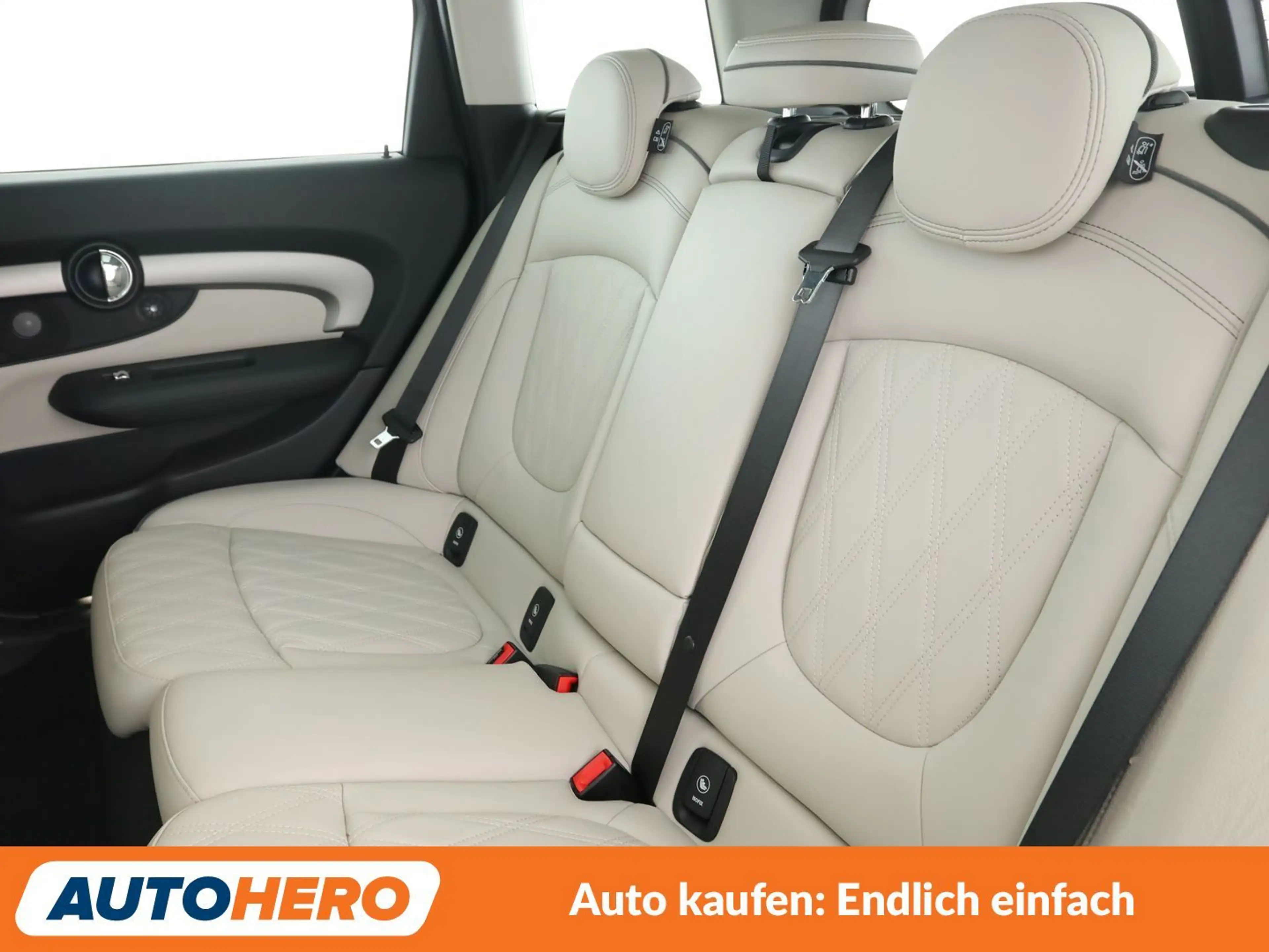 MINI Cooper Clubman Cooper Classic Trim Aut.*HUD*TEMPO*CAM*PDC*SHZ* — photo 14