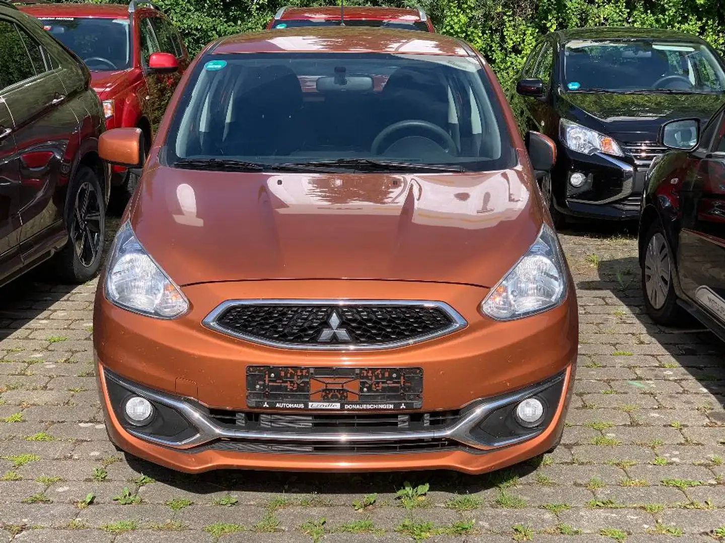 Mitsubishi Space Star Edition 100 1.0 MIVEC 5-Gang Orange - 2