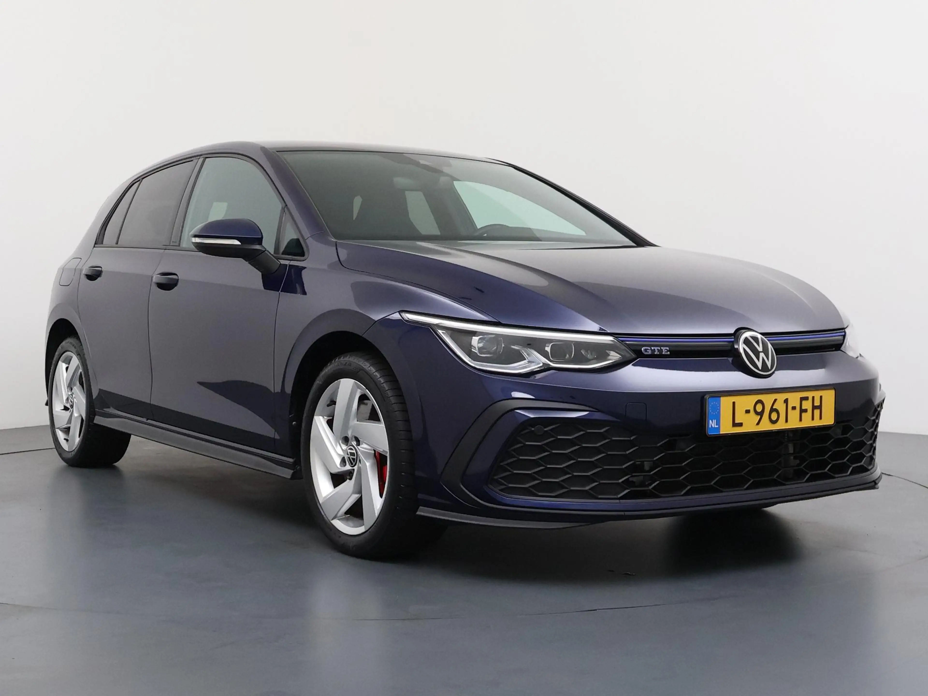 Volkswagen Golf GTE 1.4 eHybrid | Adapt. Cruise | Keyless Entry | Navi — photo 7