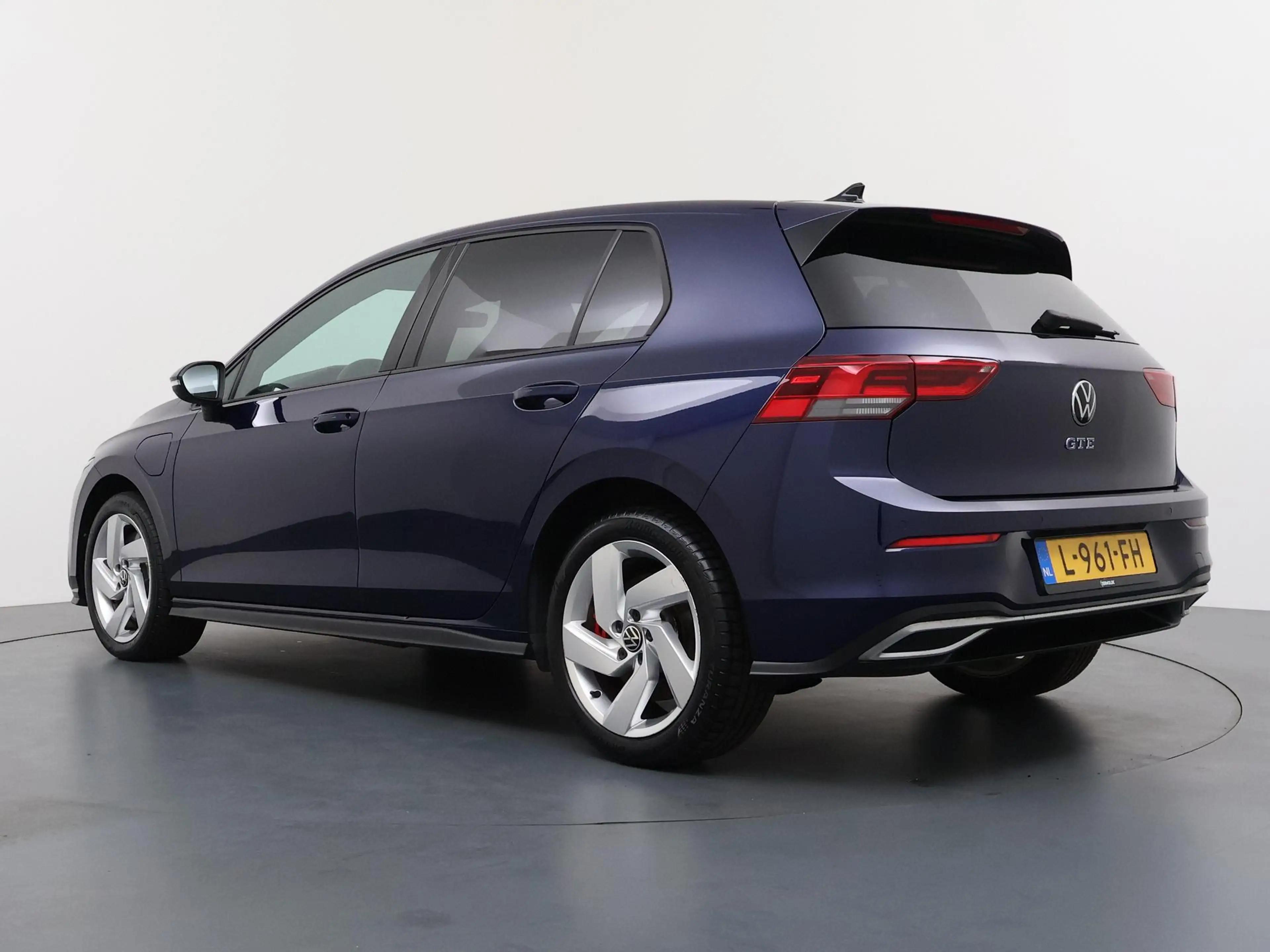 Volkswagen Golf GTE 1.4 eHybrid | Adapt. Cruise | Keyless Entry | Navi — photo 3