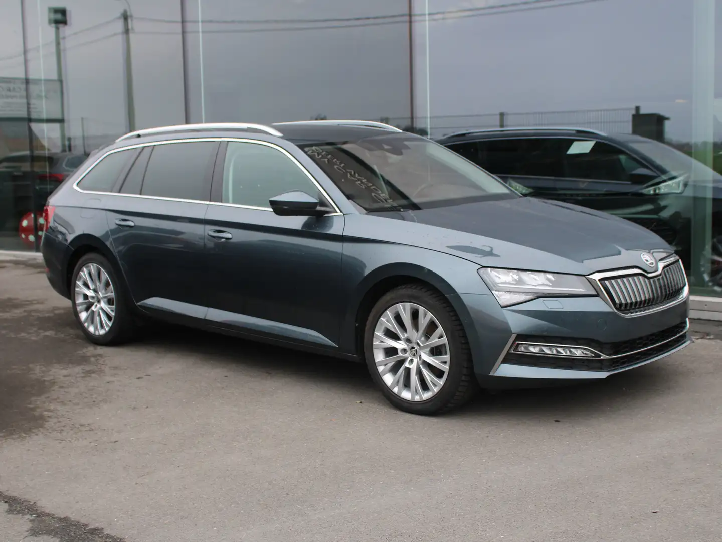 Skoda Superb SW-1.4TSI PHEV STYLE DSG-LEDER-NAVI-AC-VEEL OPTIES Grigio - 1