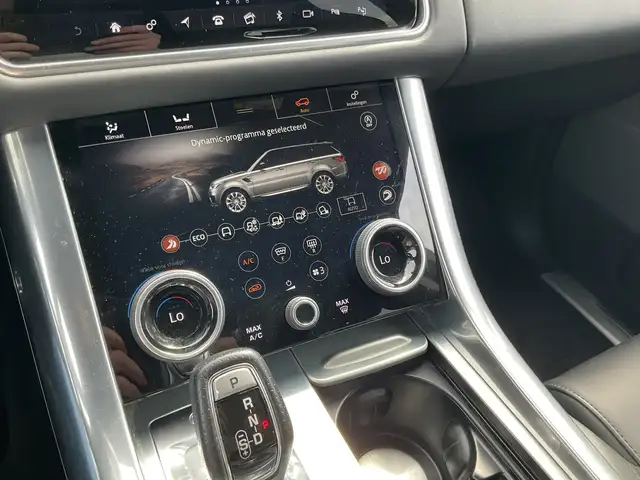 Land Rover Range Rover Sport view 9