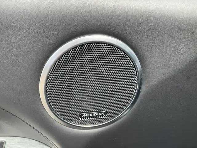 Land Rover Range Rover Sport view 14