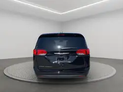 Chrysler Grand Caravan 2027