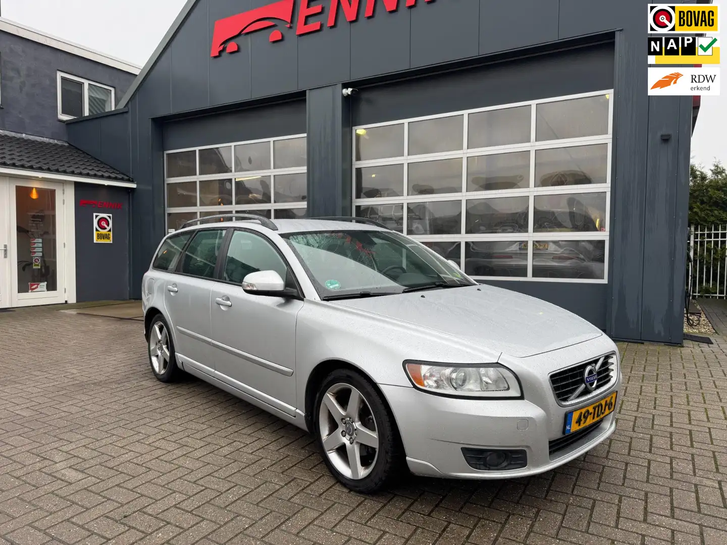Volvo V50 1.6 D2 Sport Grijs - 1