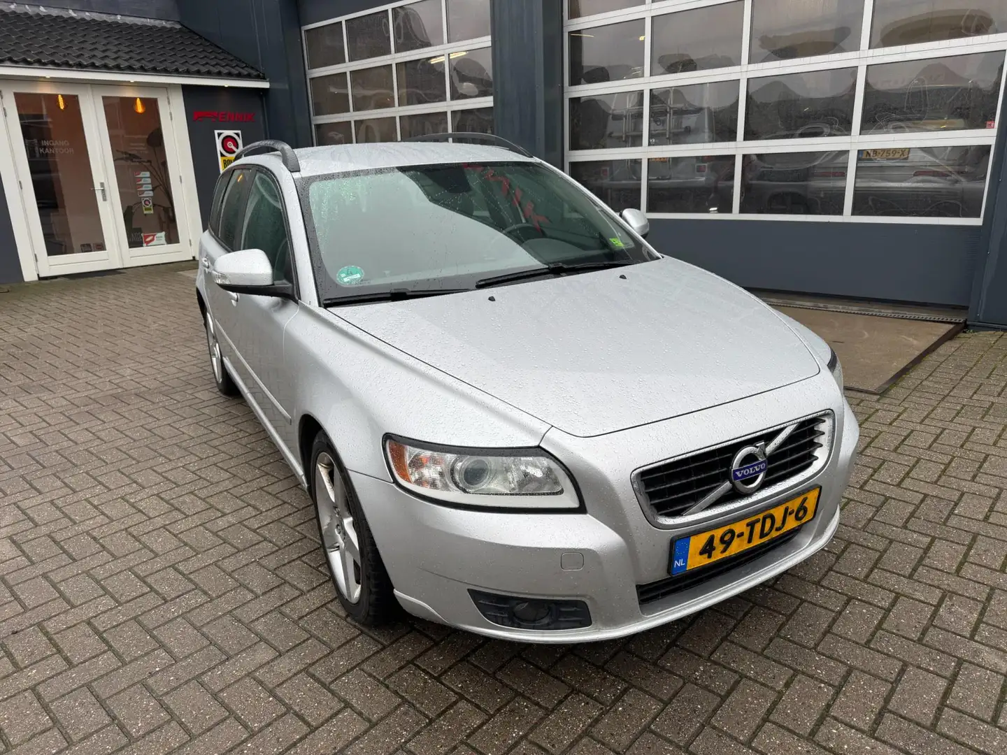 Volvo V50 1.6 D2 Sport Grijs - 2