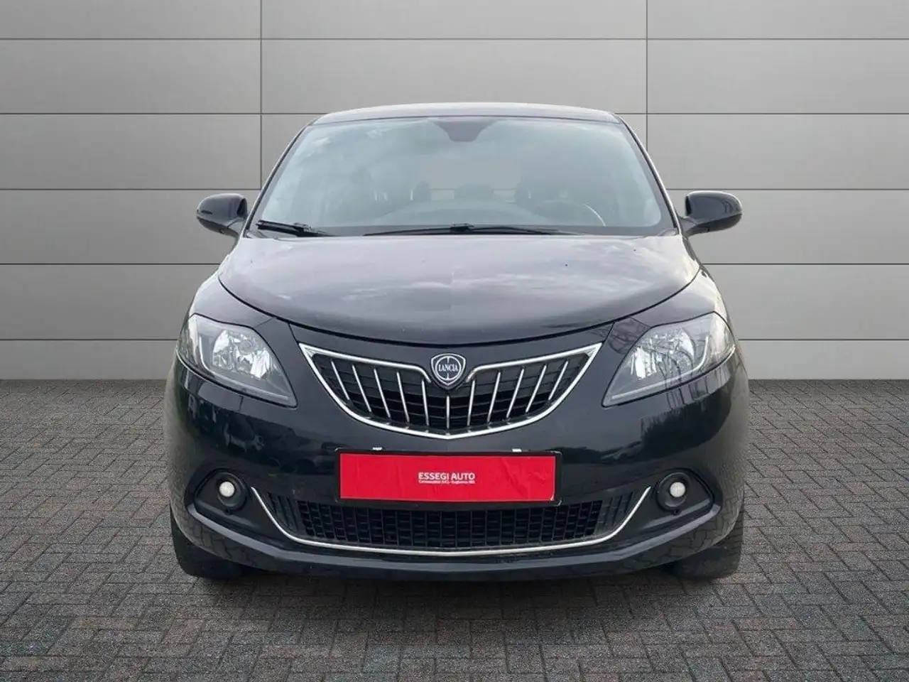 Lancia Ypsilon 2023 — фото 12