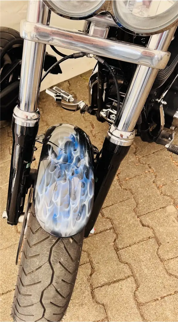 Harley-Davidson Dyna Fat Bob - 2