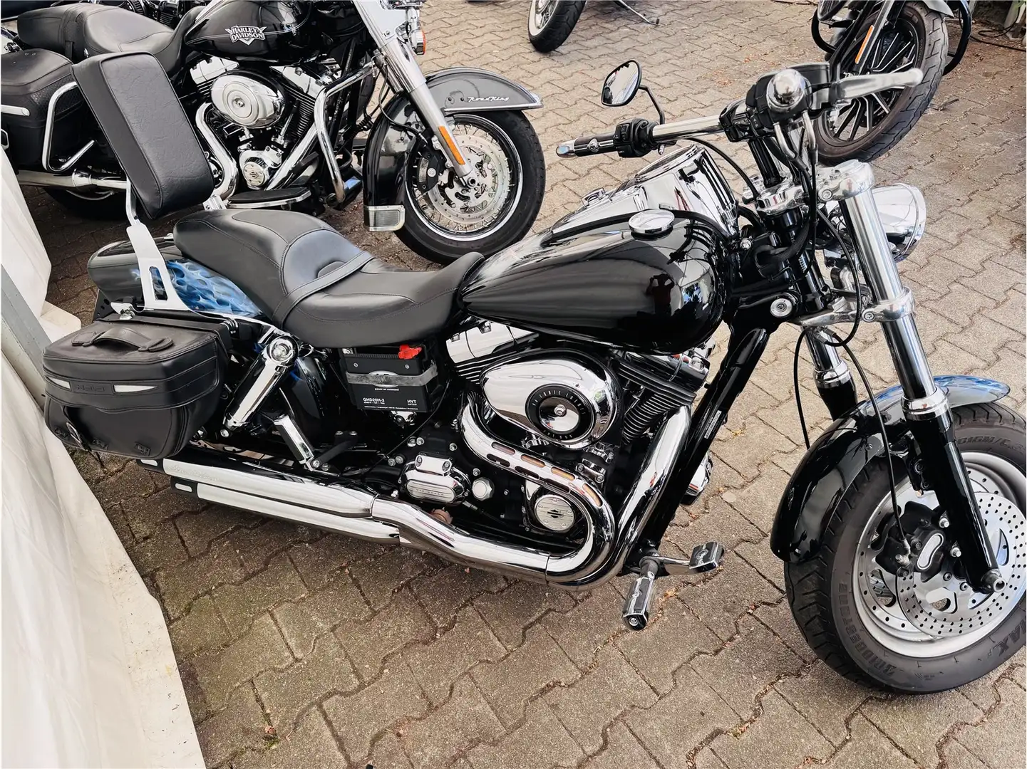 Harley-Davidson Dyna Fat Bob - 1