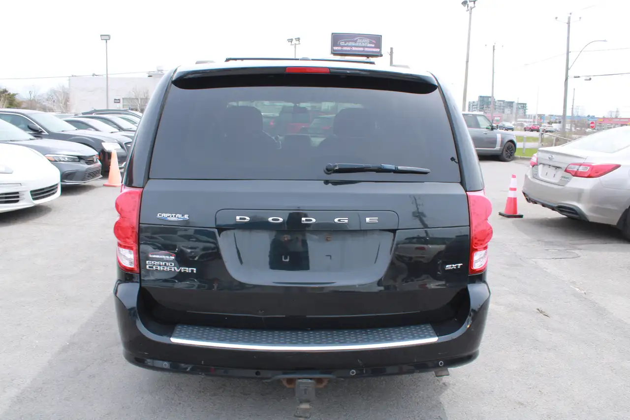 Dodge Grand Caravan снимка Dodge Grand Caravan