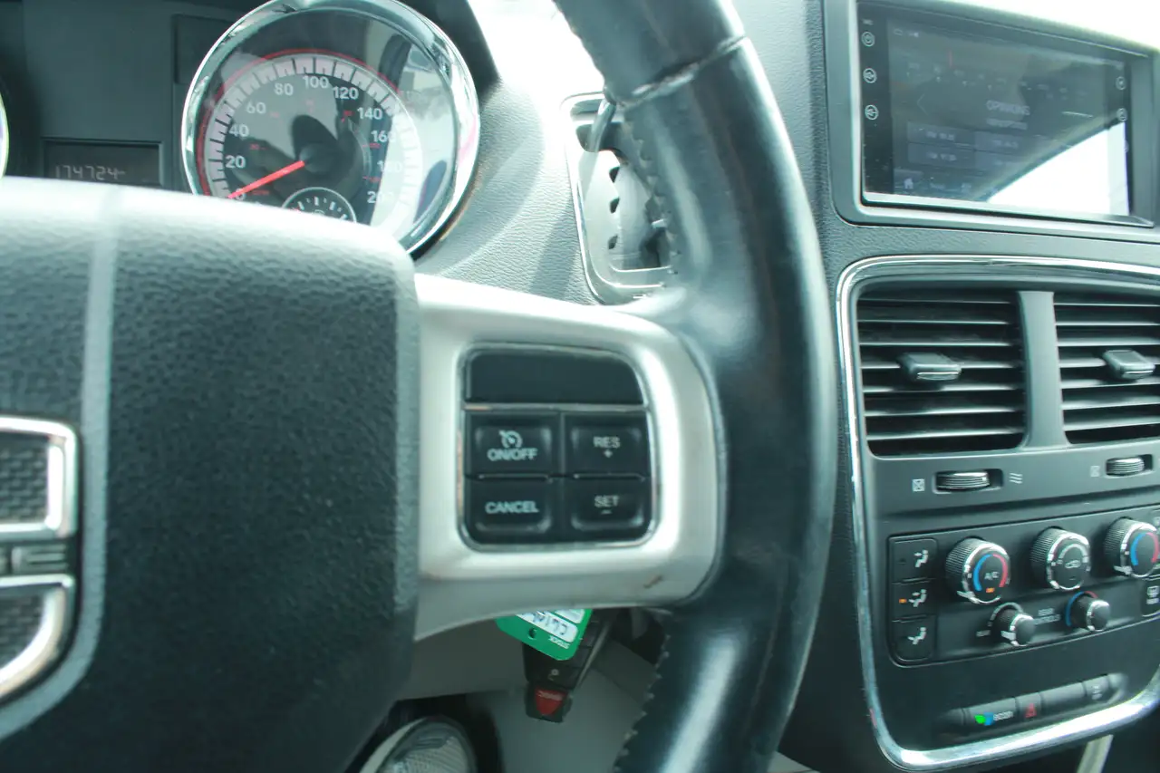 Dodge Grand Caravan снимка Dodge Grand Caravan