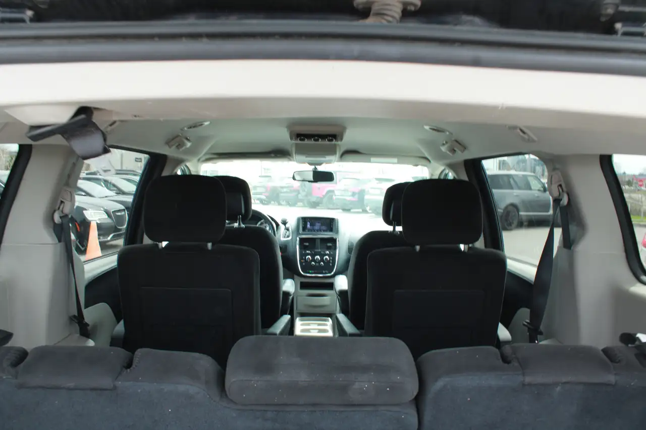 Dodge Grand Caravan снимка Dodge Grand Caravan