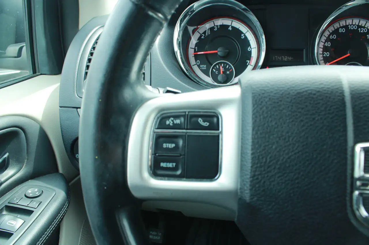 Dodge Grand Caravan снимка Dodge Grand Caravan