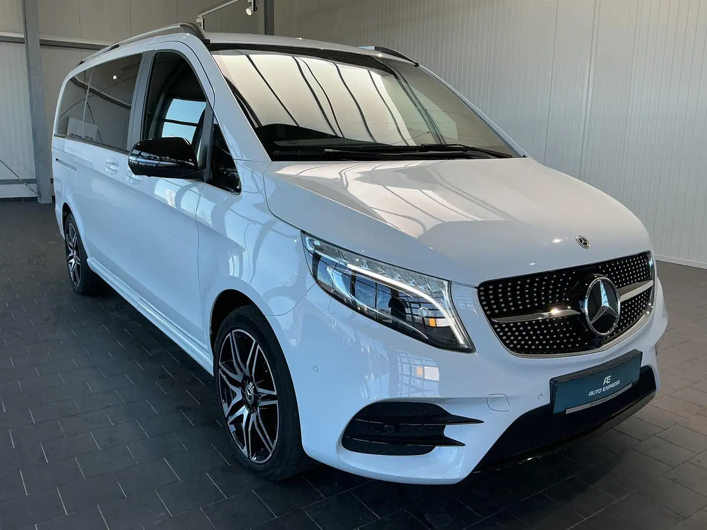 Mercedes-Benz V 300 4M AMG+Pano+Sitzklima+Distron.+Burmester Weiß - 2