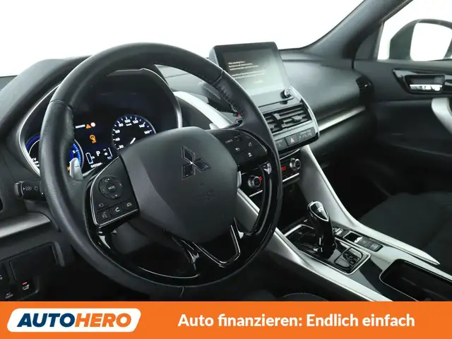Mitsubishi Eclipse Cross view 11
