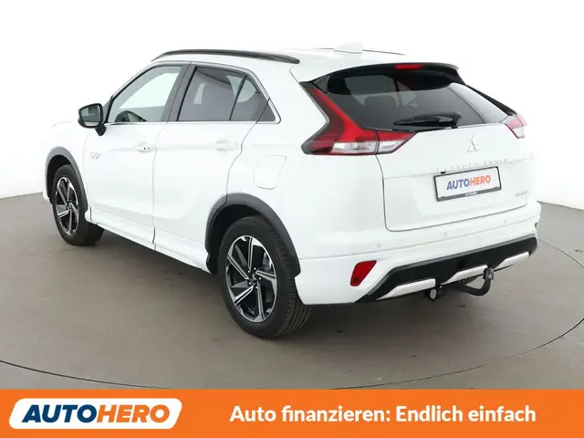 Mitsubishi Eclipse Cross view 4