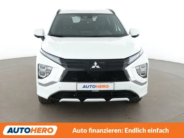 Mitsubishi Eclipse Cross view 9