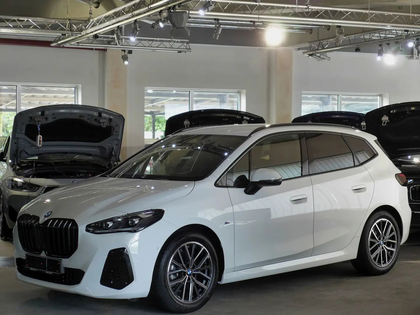 BMW 218 i M Sport AHK,360° NP:52.640 Blanc - 2
