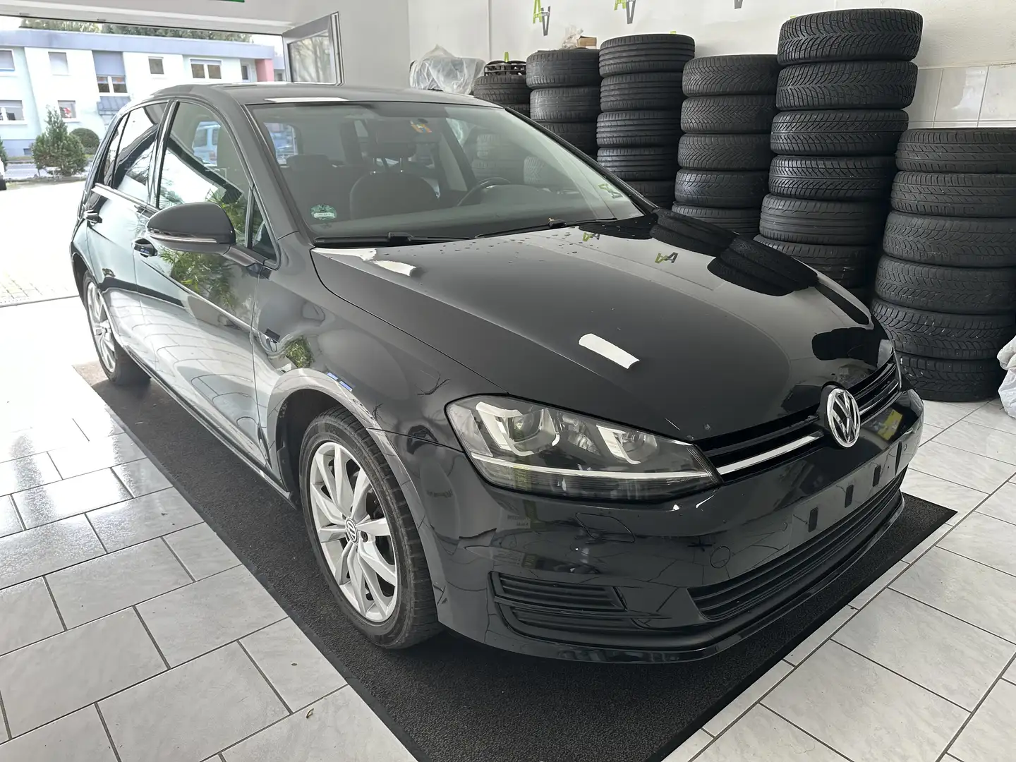 Volkswagen Golf VII 1.6 TDI*NAVI+PDC+SITZH:* Schwarz - 2
