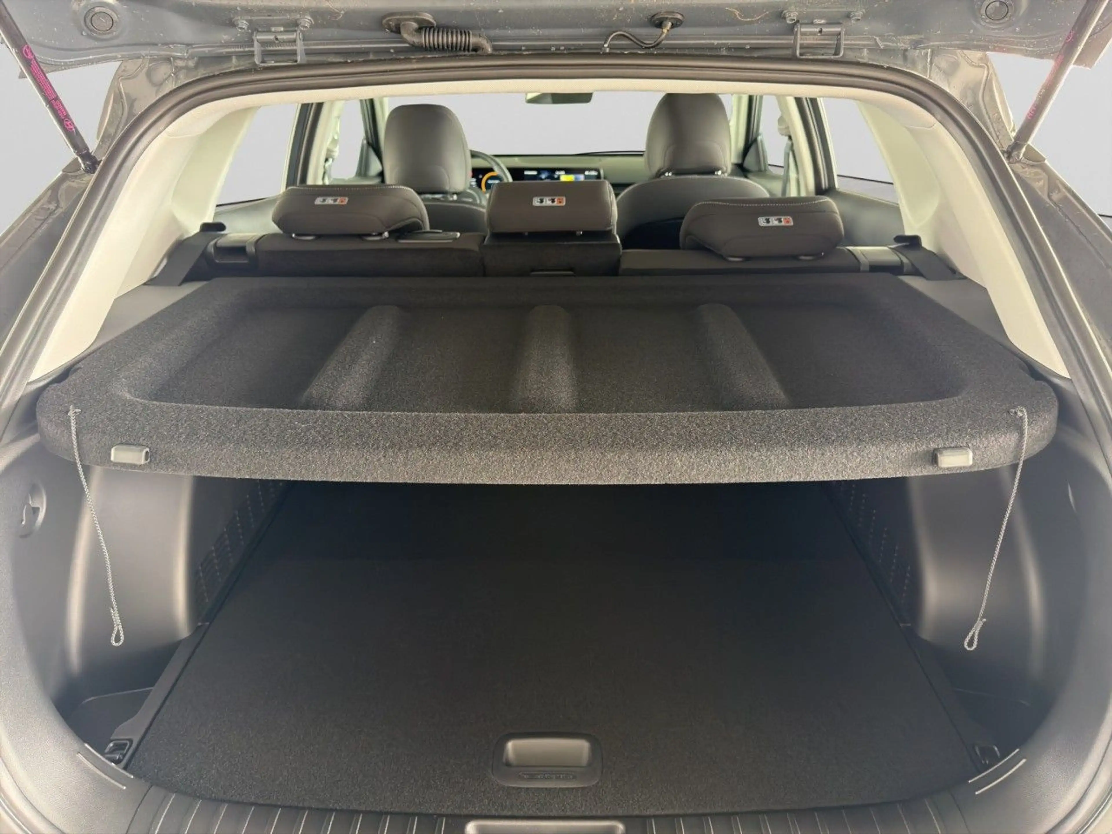 Hyundai KONA KONA Select EV mit Waermepumpe +Typ 2 Ladekabel! — photo 8