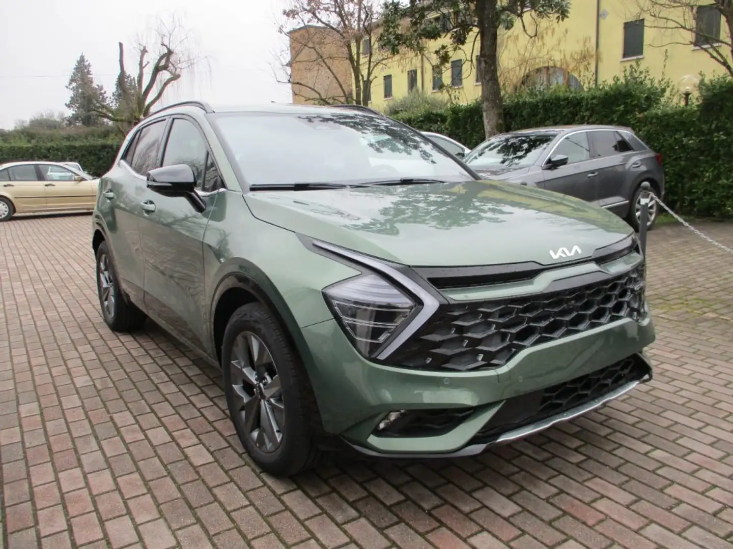 Kia Sportage 1.6 TGDi HEV AT GT-line PRONTA CONS. Verde - 2