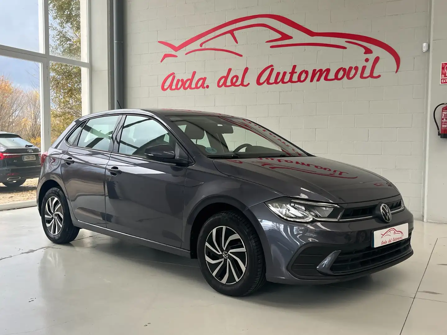 Volkswagen Polo 1.0 TSI Life 70kW Azul - 1
