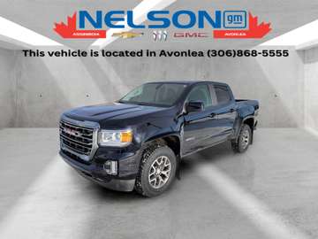 Crew Cab Short Box 4-Wheel Drive AT4 w/Leather