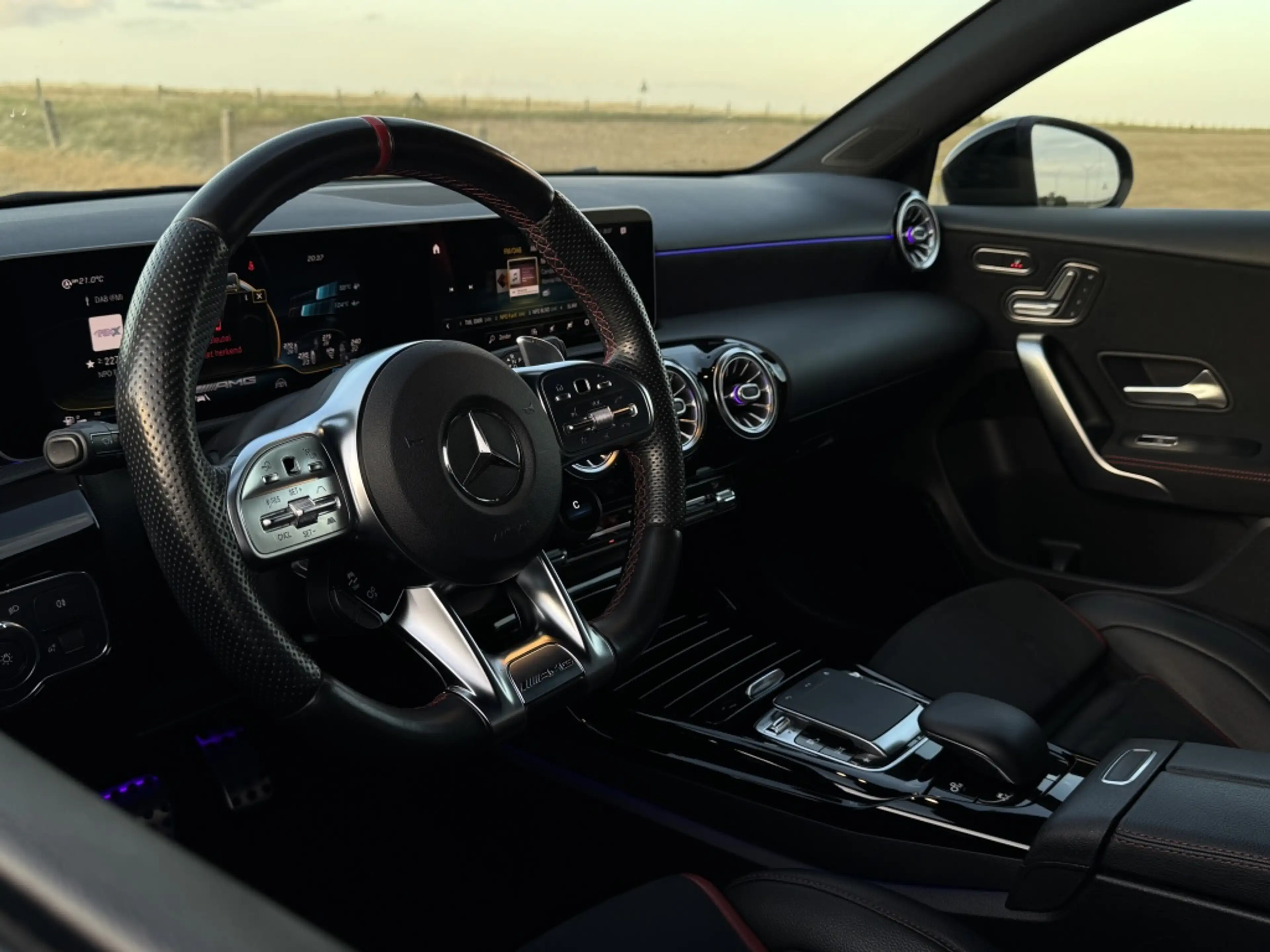 Mercedes-Benz A 35 AMG Aero pack Sportstoel Memory 360 Cam. Sfeerverl. — photo 14