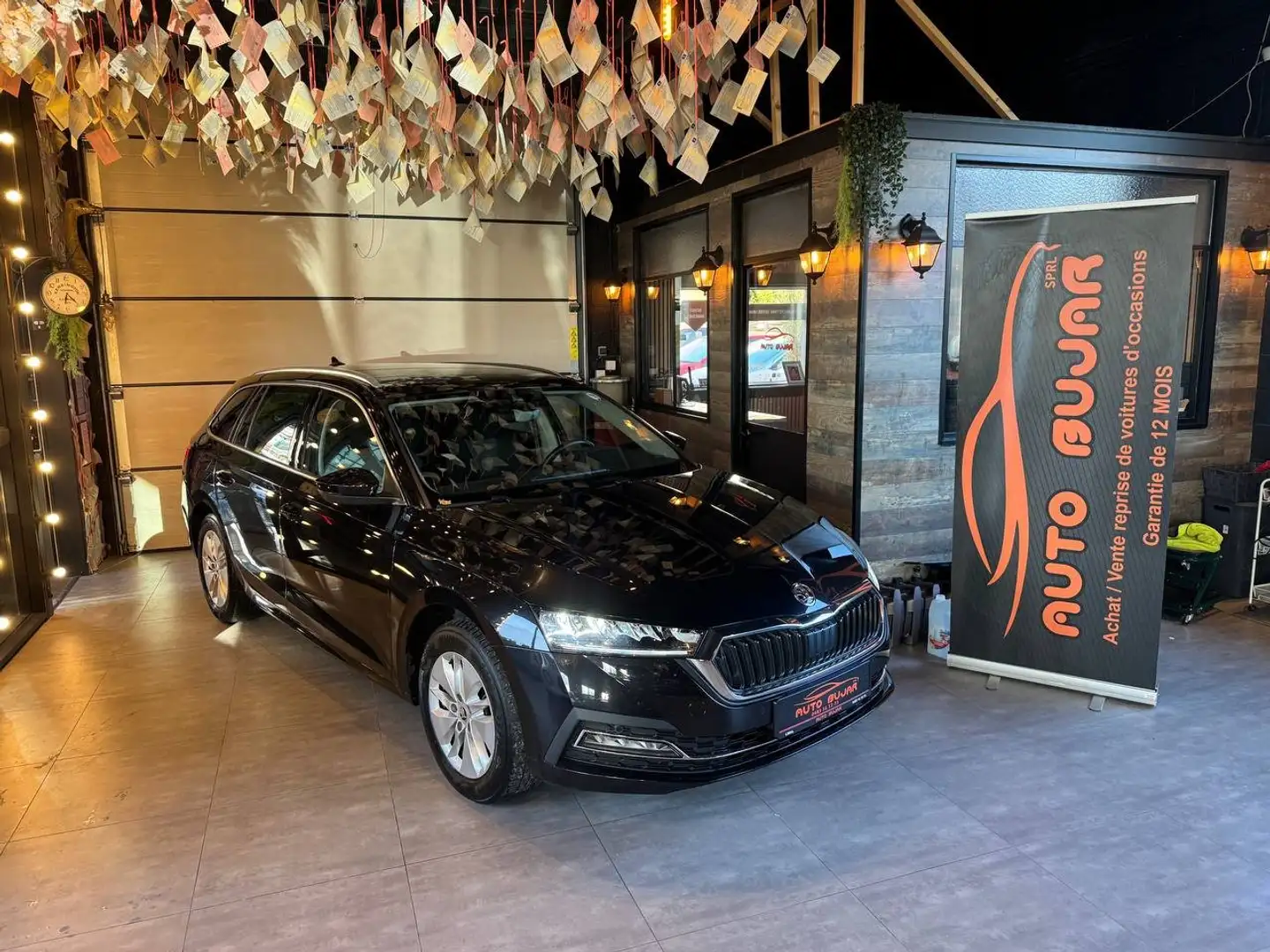 Skoda Octavia Octavia SW 1.0 TSI Clever **LEZ BRX 2035** Noir - 1