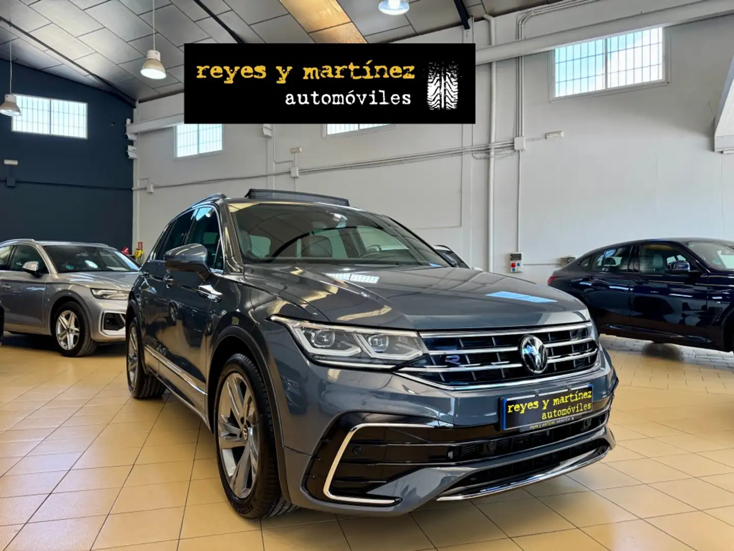 Volkswagen Tiguan 2.0TDI R-Line DSG 110kW Gris - 2