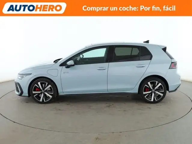 Volkswagen Golf view 3