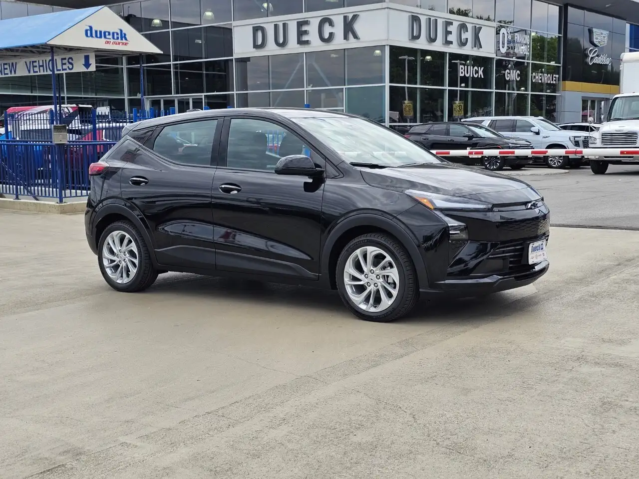 Chevrolet Bolt photo Chevrolet Bolt