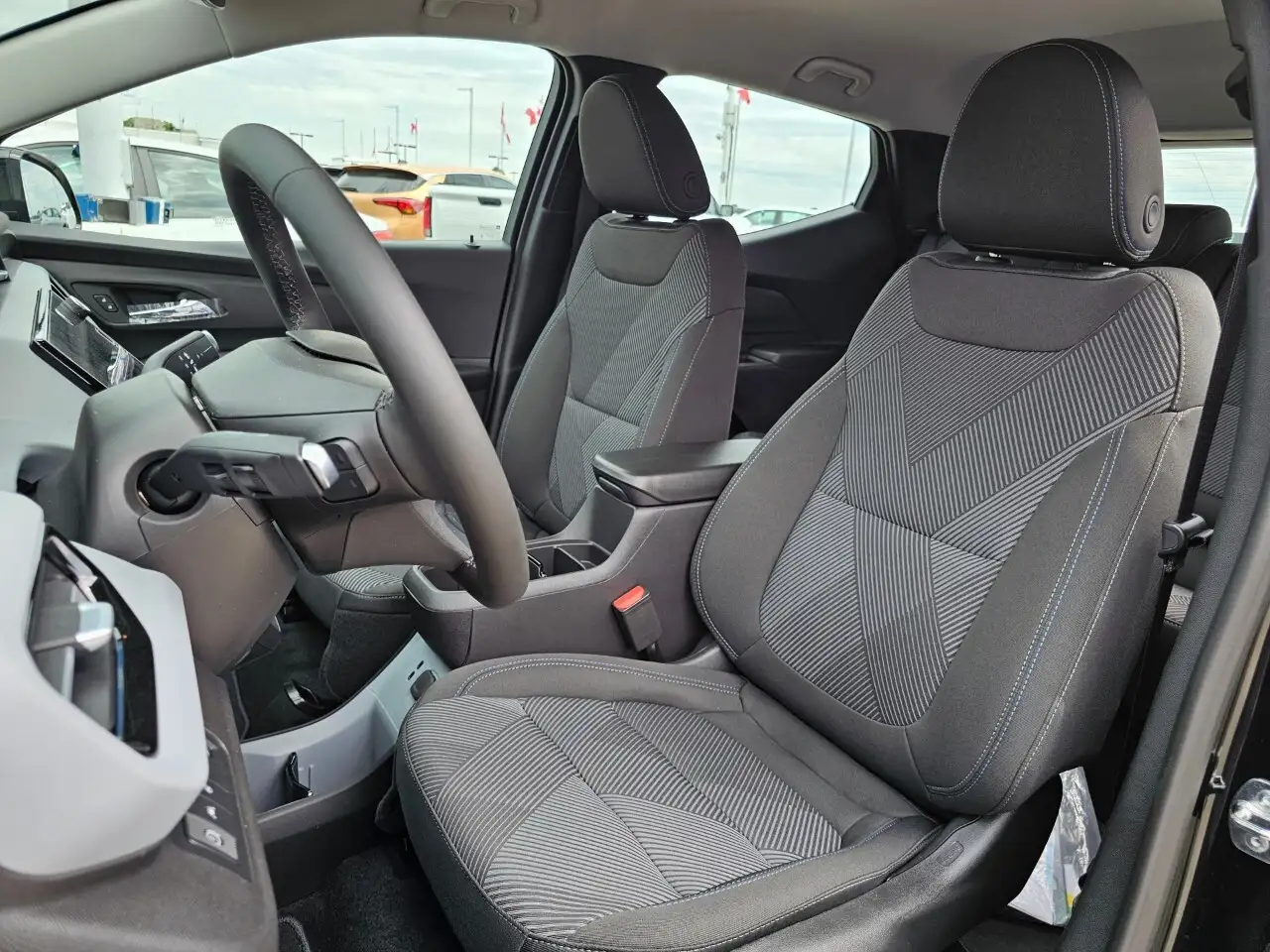 Chevrolet Bolt photo Chevrolet Bolt