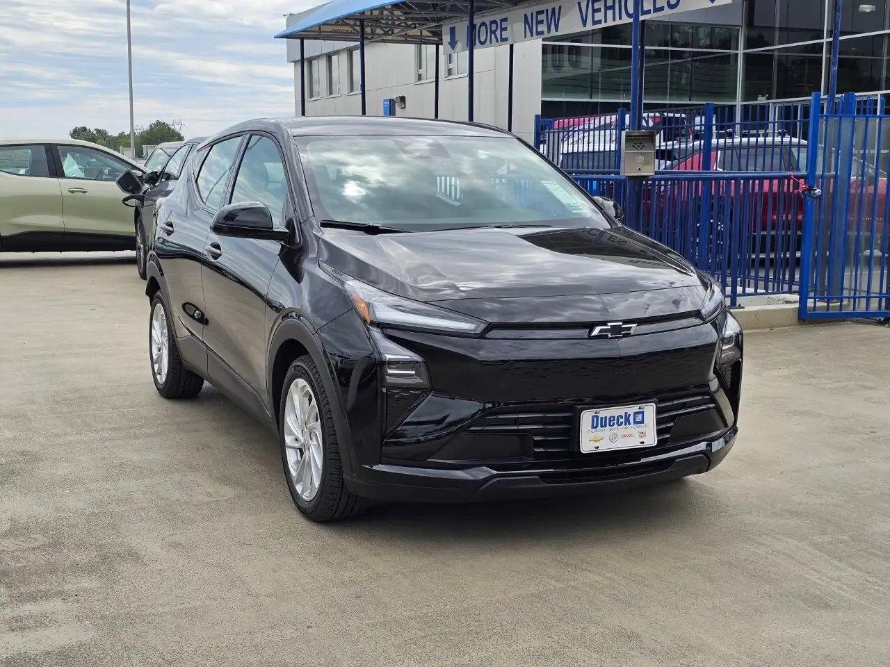 Chevrolet Bolt photo Chevrolet Bolt