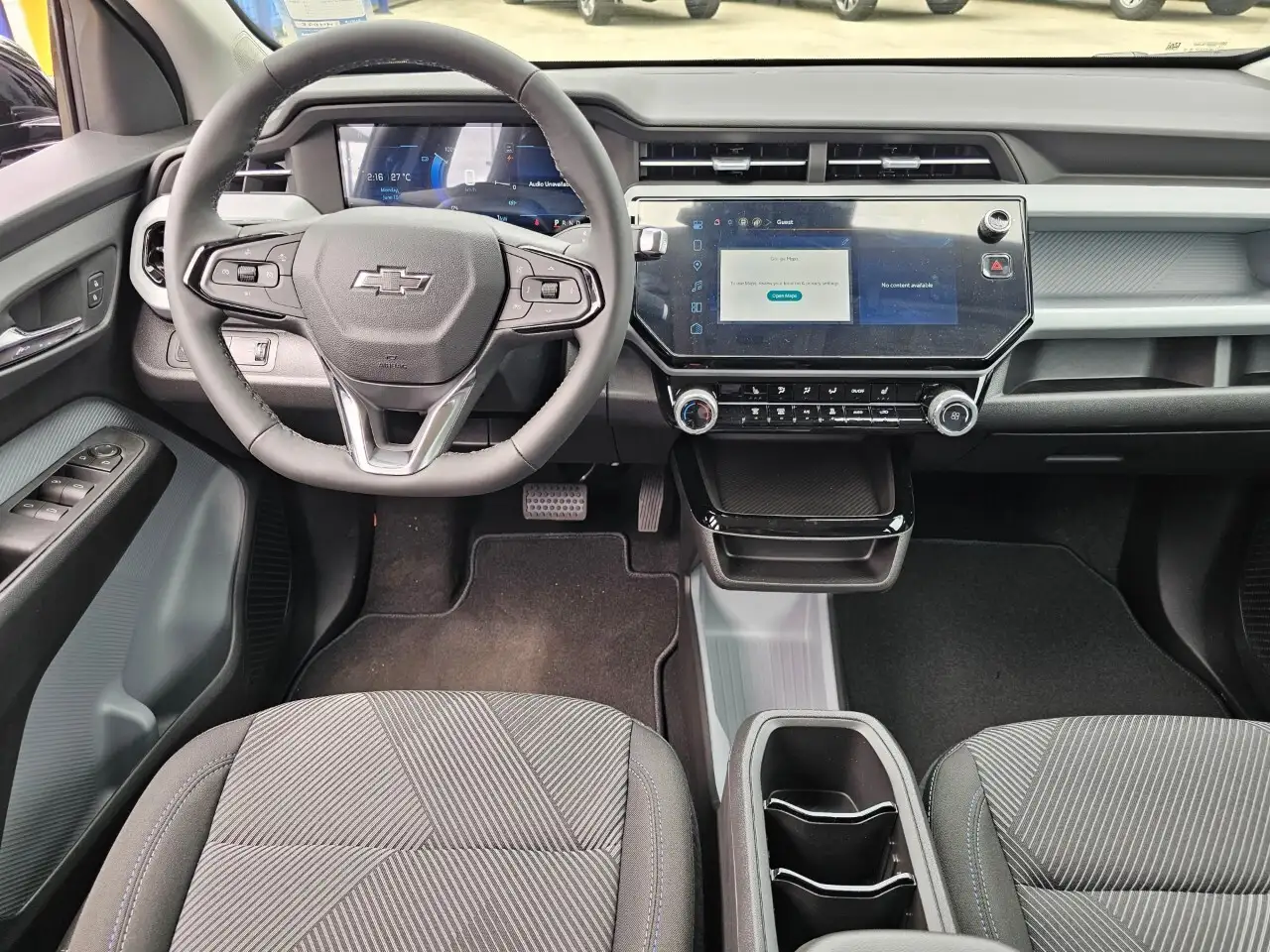 Chevrolet Bolt photo Chevrolet Bolt