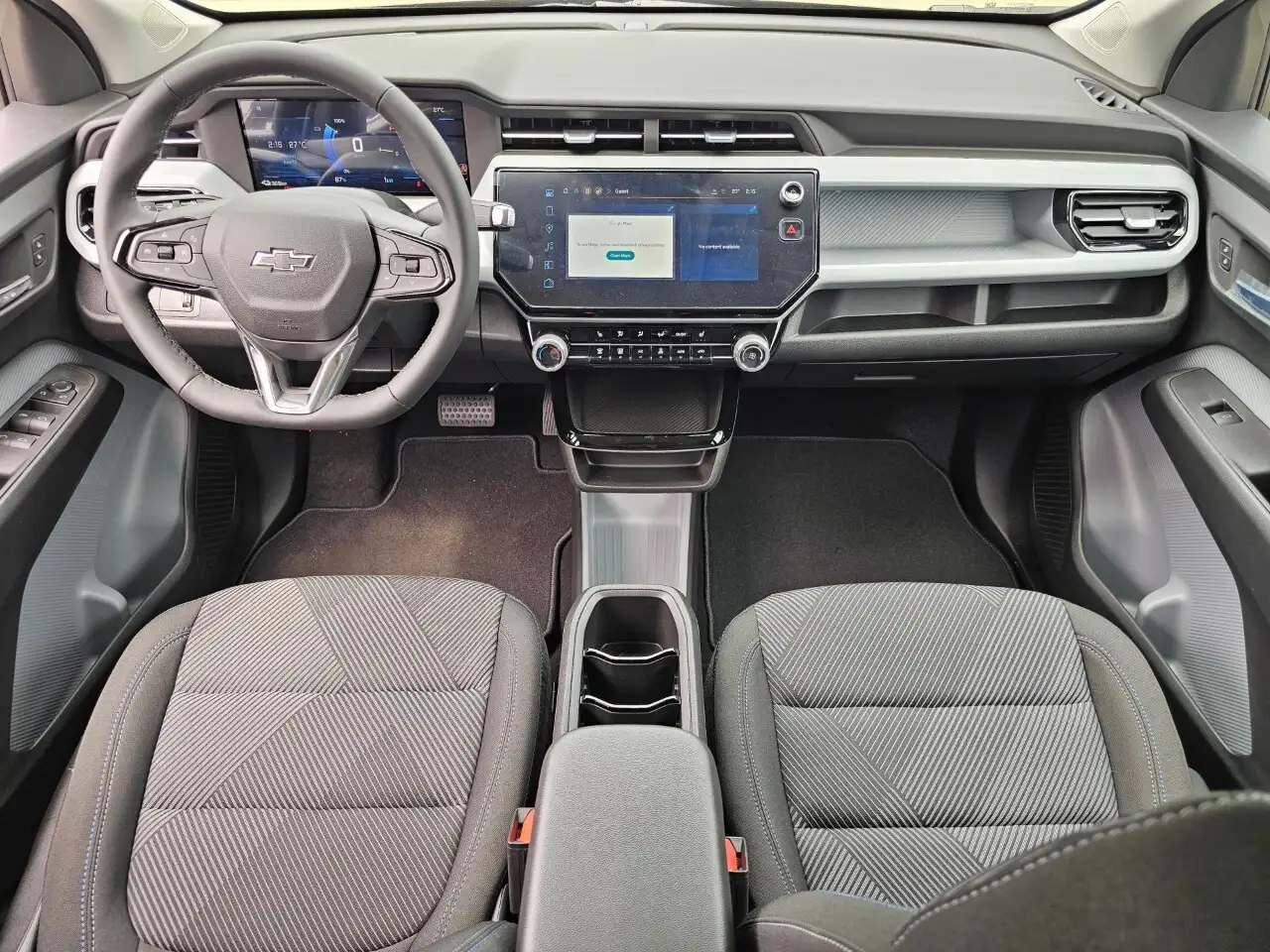 Chevrolet Bolt photo Chevrolet Bolt