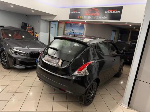 Lancia Ypsilon view 13