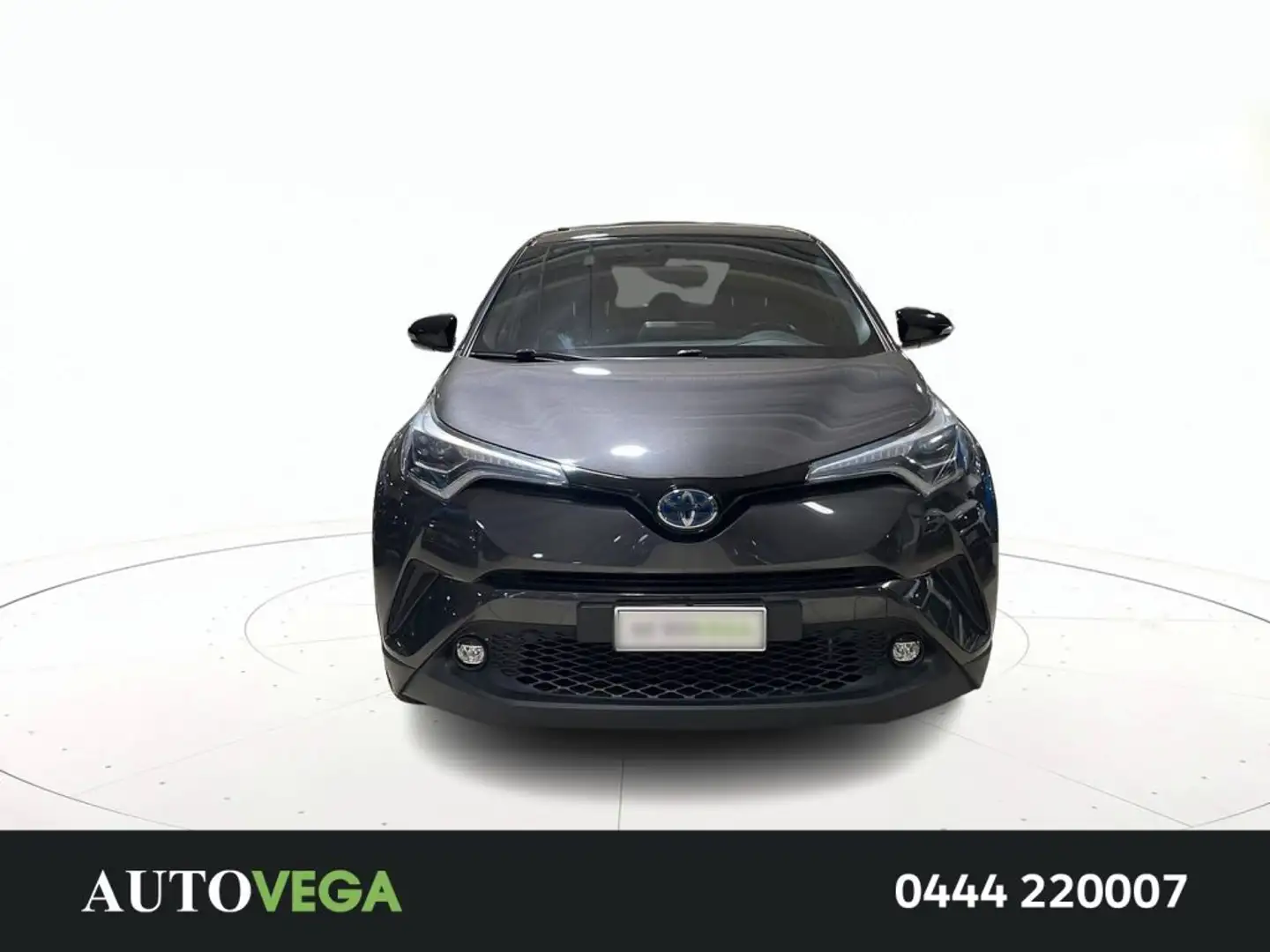 Toyota C-HR 1.8h business 2wd e-cvt - 2