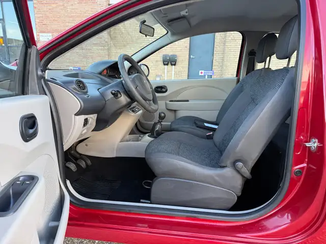 Renault Twingo view 13
