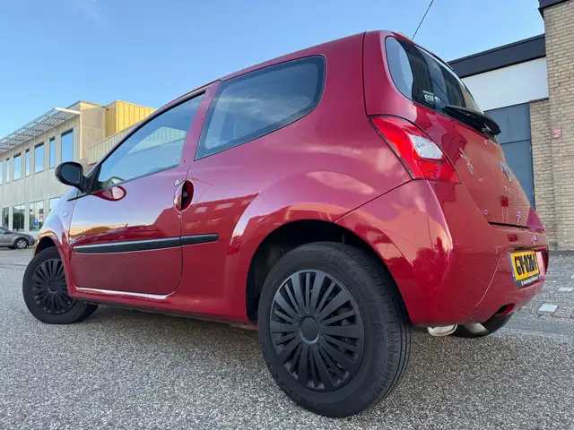 Renault Twingo view 8