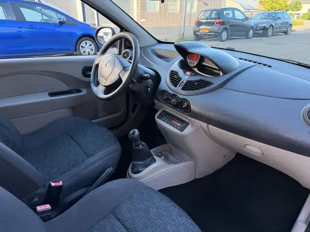 Renault Twingo view 18