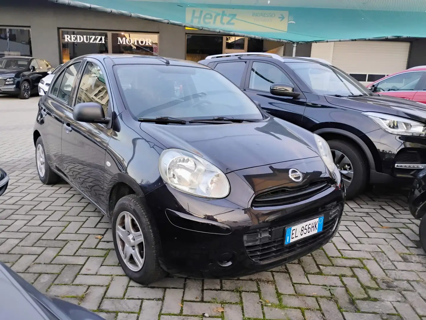 Nissan Micra Micra IV 2010 5p 1.2 Comfort - 1
