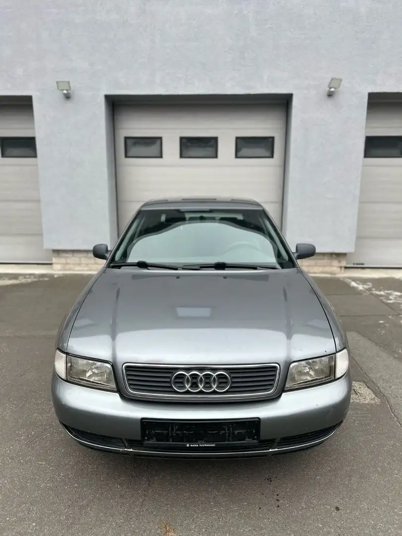 Audi A4 Oldtimer - 2