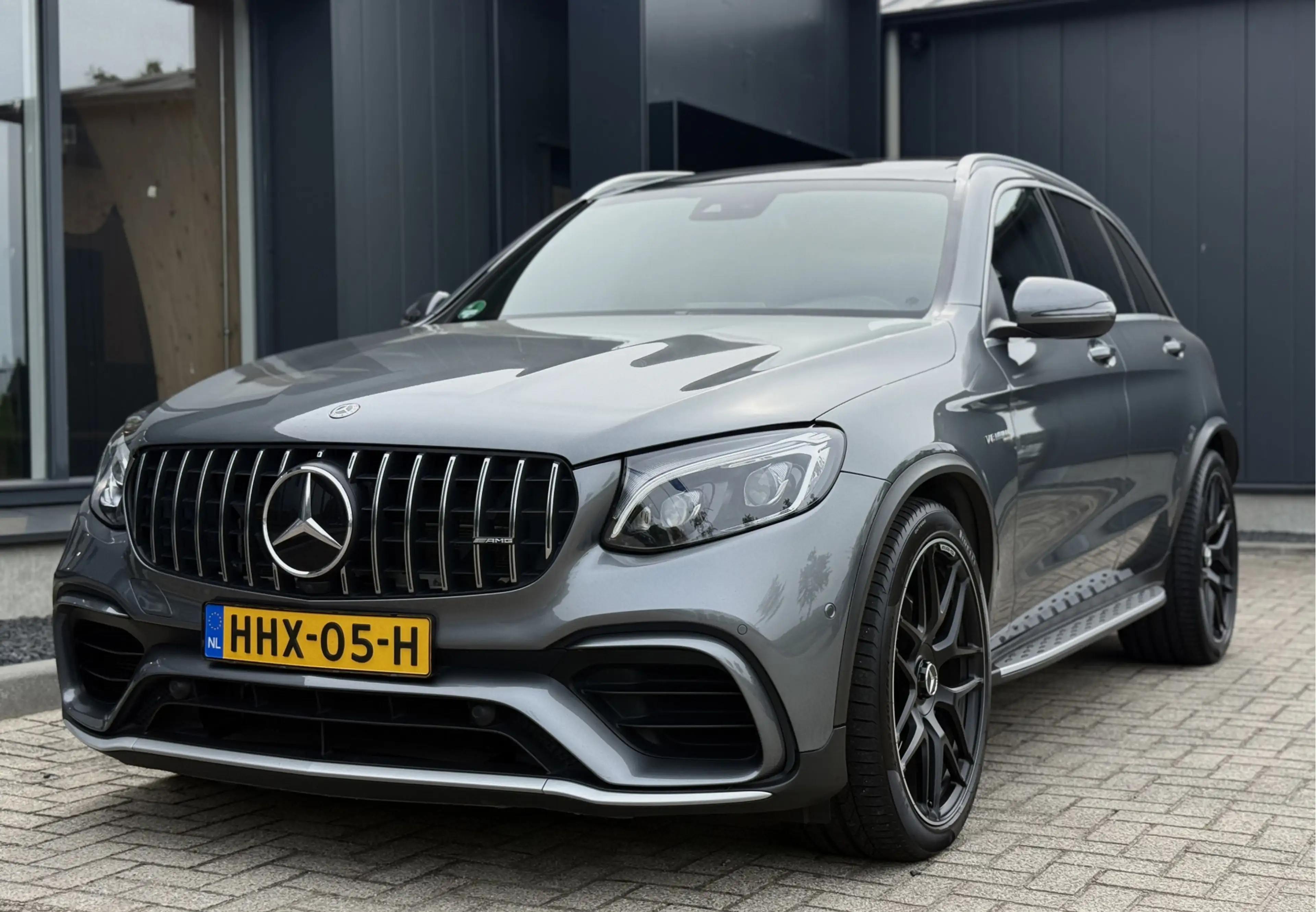 Mercedes-Benz GLC 63 AMG 4MATIC+ Pano — photo 7