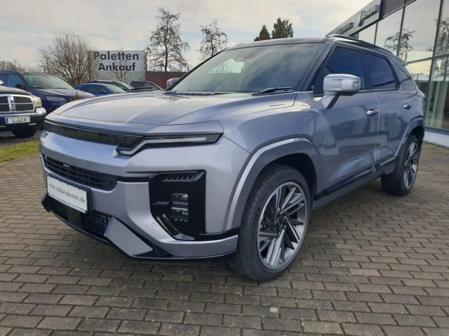 SsangYong Actyon 1.5 T-GDi 2WD Automatik Lux (CWJ) Schwarz - 1