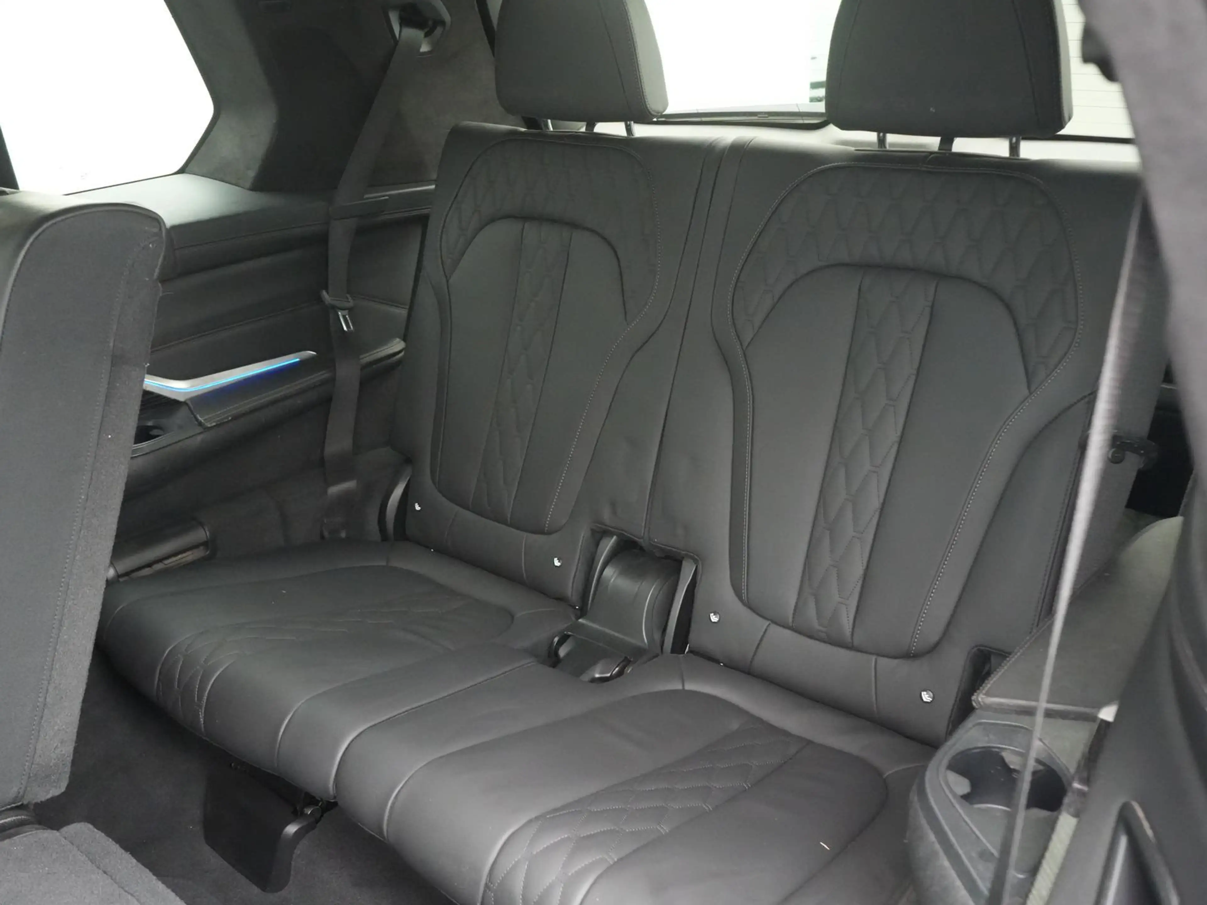 BMW X7 xDrive 40d M-Sport,LASER,PANO,HUD,7P,AHK,360° — photo 8