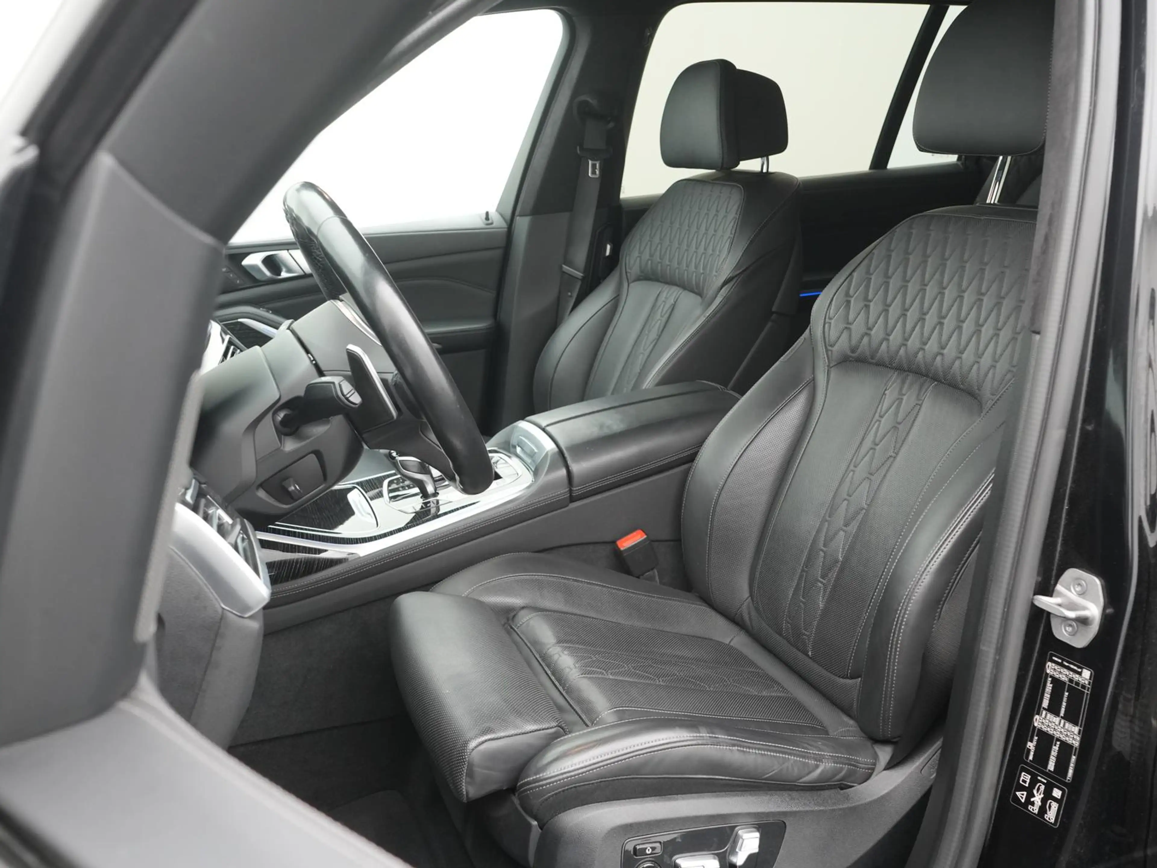 BMW X7 xDrive 40d M-Sport,LASER,PANO,HUD,7P,AHK,360° — photo 6