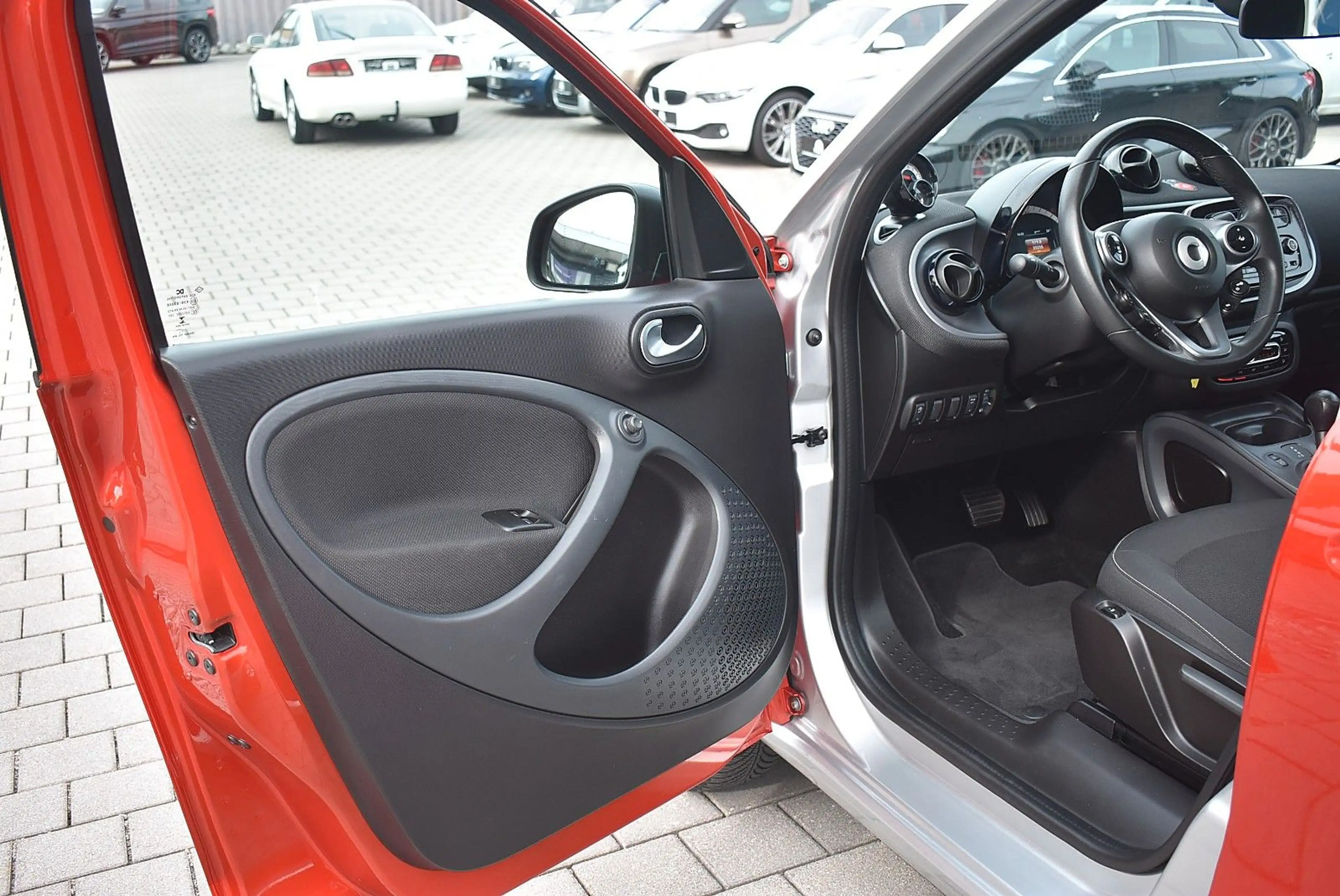 smart forFour Passion 52 kW — photo 13