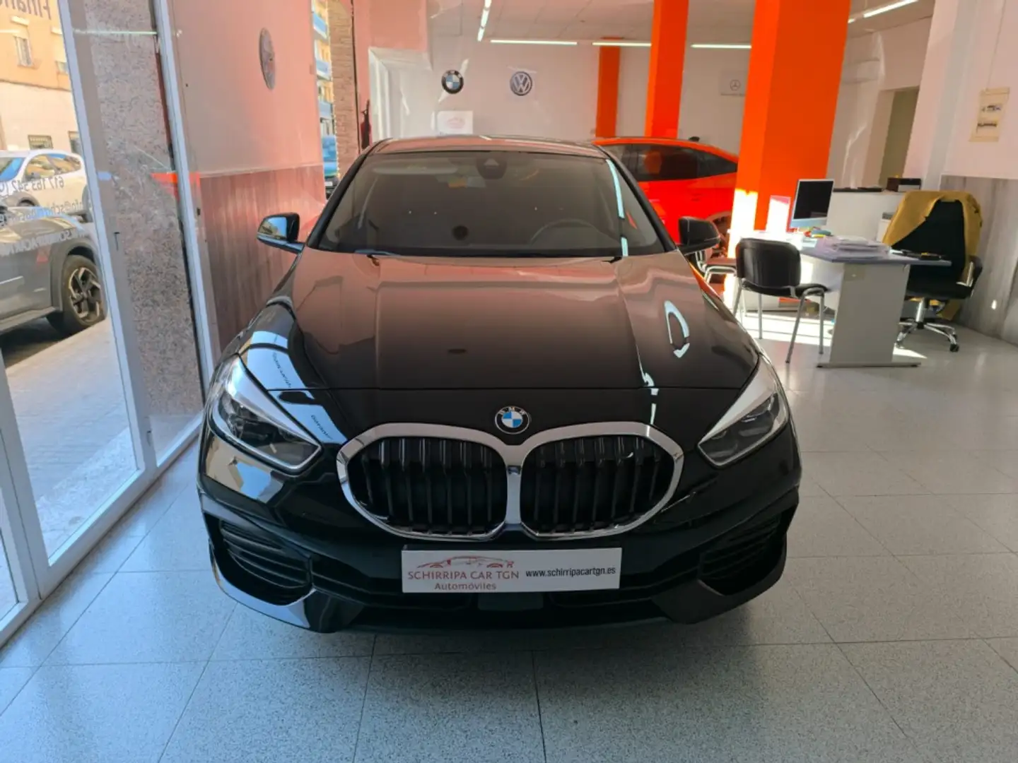 BMW 118 118i Negro - 2
