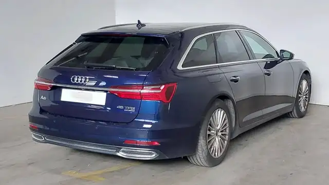 Audi A6 view 3